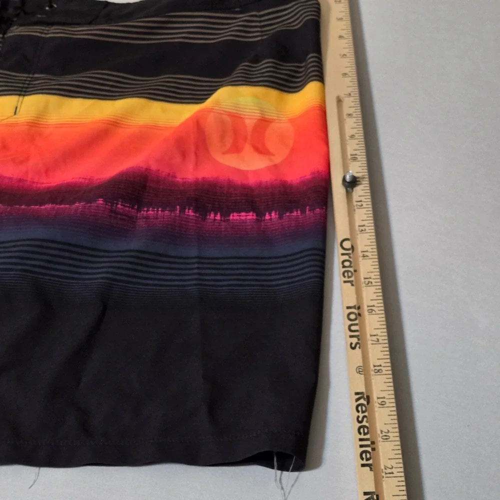 Hurley Board Shorts Mens 30 Black Sunset Phantom Striped Swim Trunks